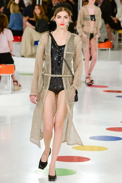 Look 72